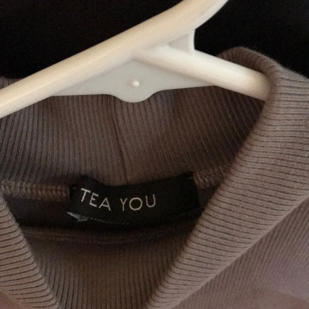 TEA YOU DRESS - Picture 2 of 5